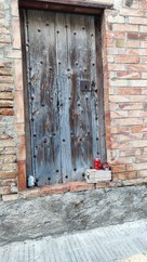 brutícia al carrer